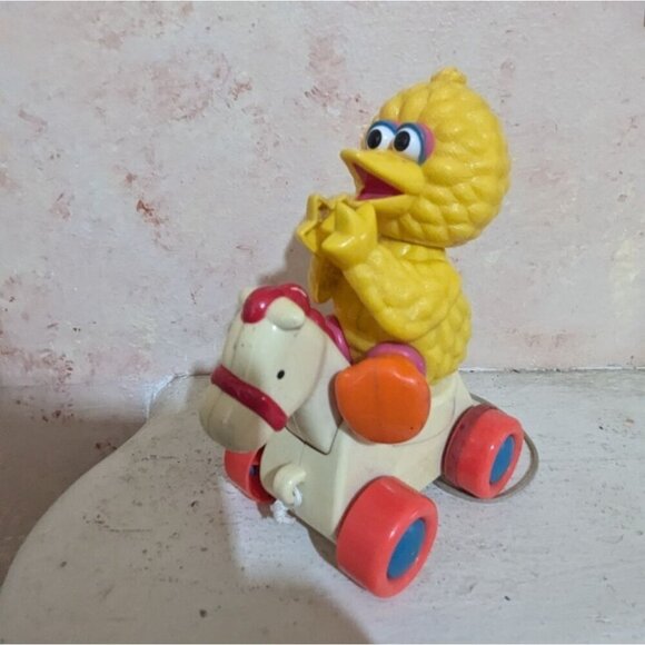 Sesame Street Big Bird Pull Toy Vintage 1980s With red  and blue wheels - Picture 2 of 10